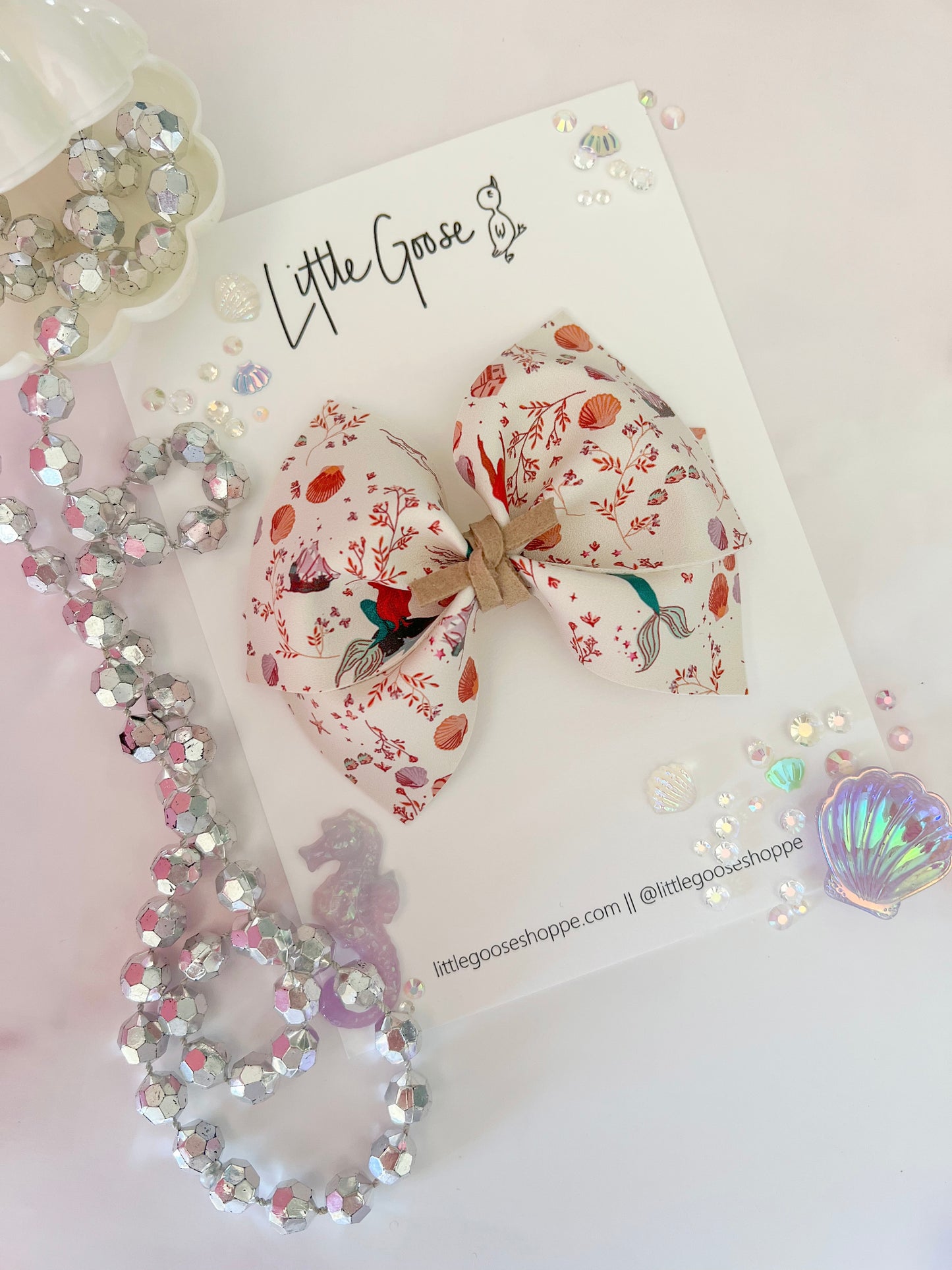 Vintage Mermaid // Lena Bow