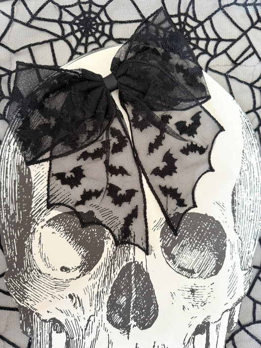 Lace Bat Bow