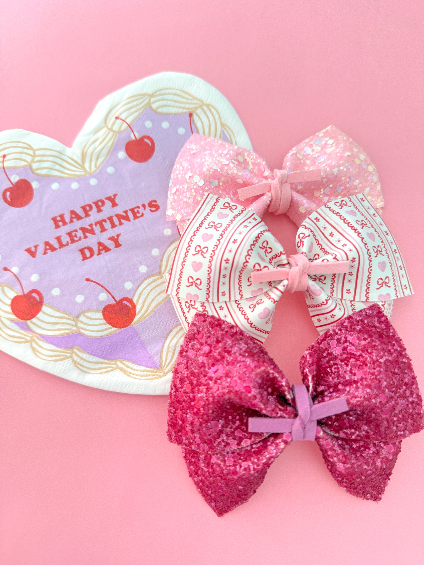 Bows & Hearts // Lena Bow