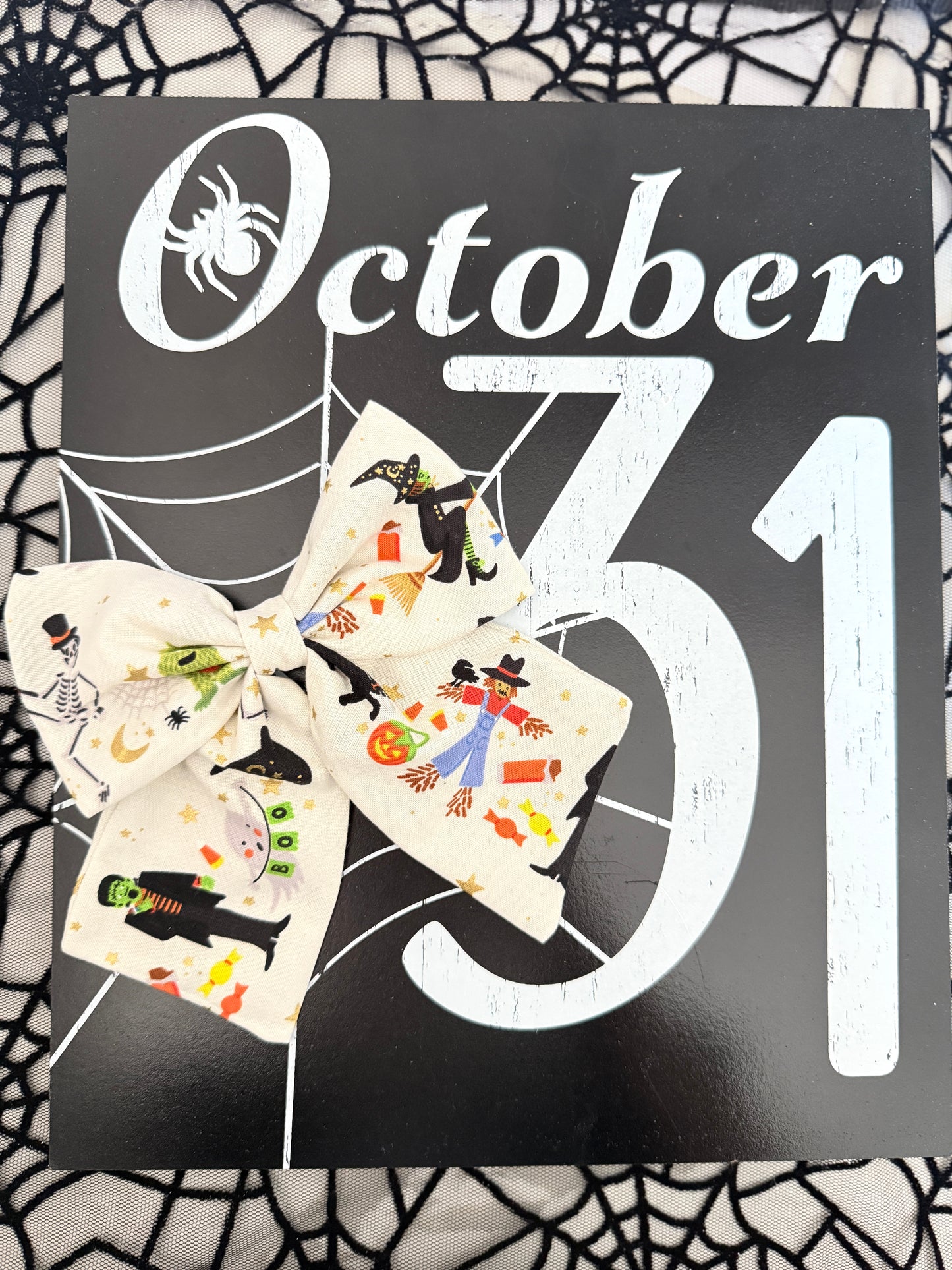 Halloween Parade // Long Tail Bow