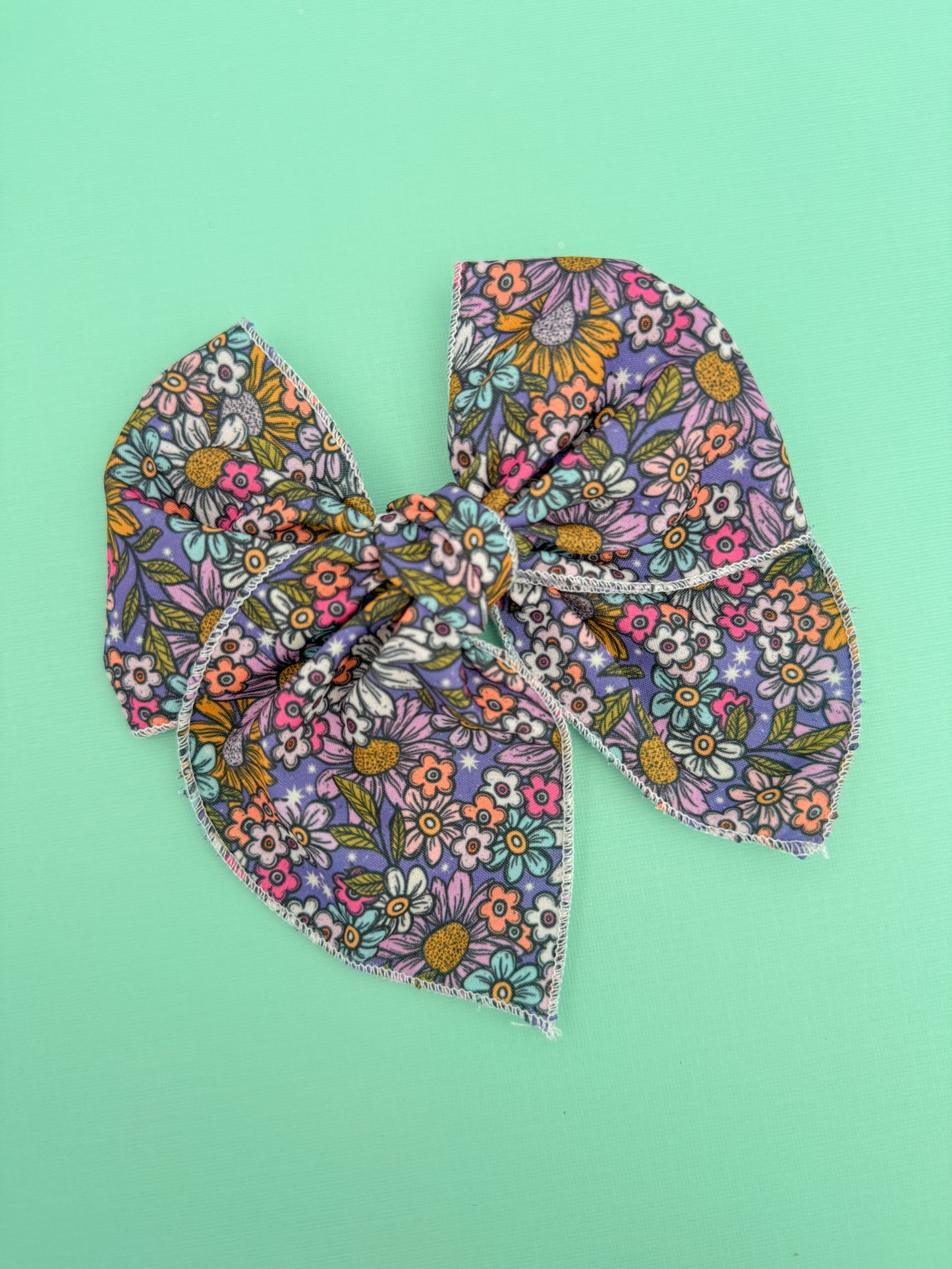 Daisies on Purple // Frankie Bow