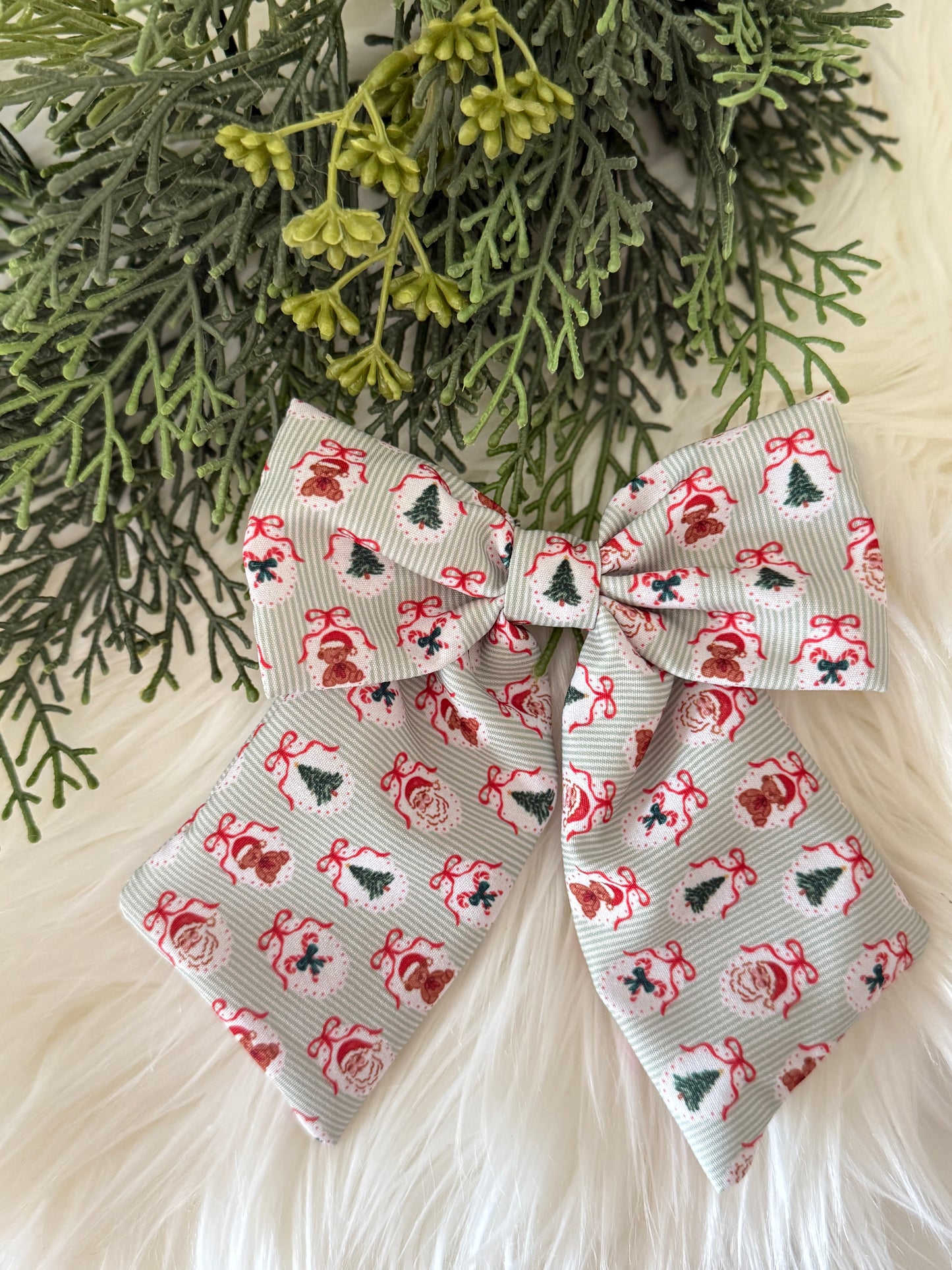 Vintage Christmas // Long Tail Bow